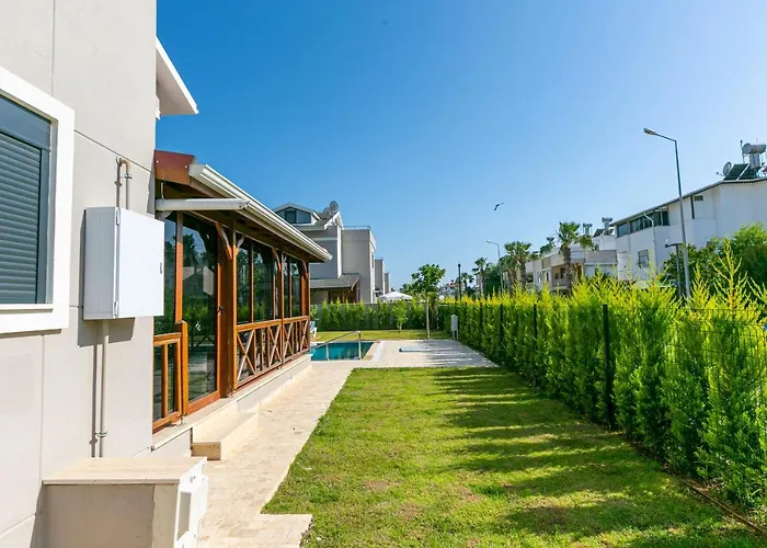 Paradise Town Estella Villa