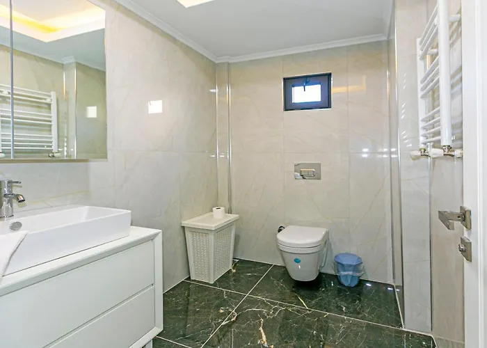 Paradise Town Estella