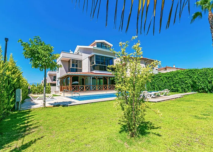 Vila Paradise Town Estella