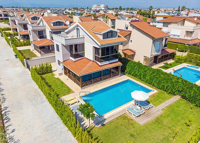 Paradise Town Estella *