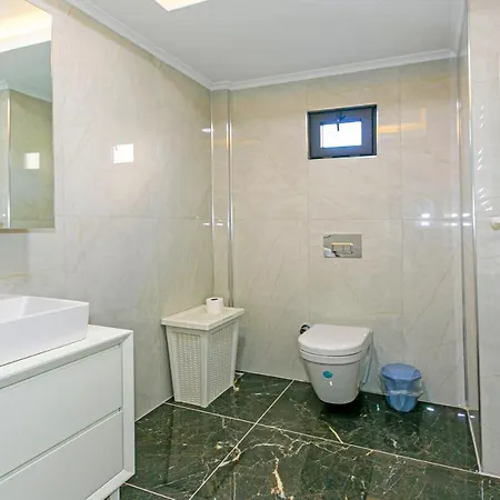 Paradise Town Estella