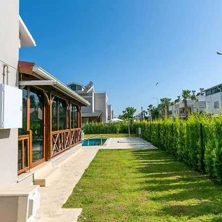 Paradise Town Estella Villa